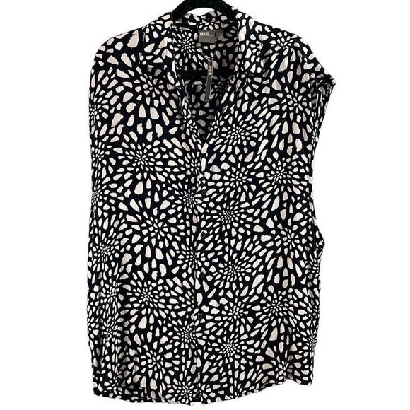 NWT ASOS Women’s Short Sleeve Button Up Black White Viscose Blouse Size Large - Picture 1 of 8